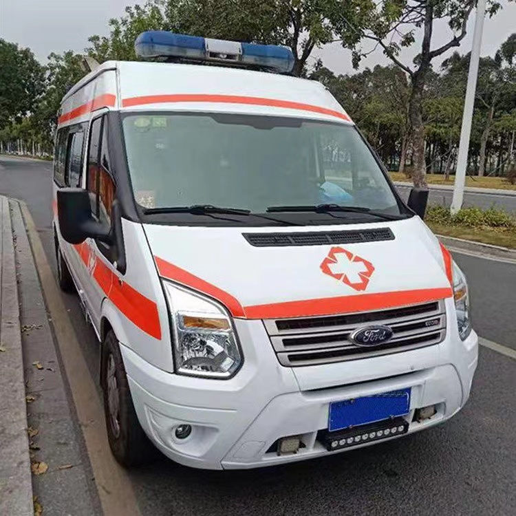 和林格尔用途不同，救护车装备标准也不同